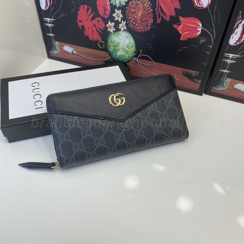 Gucci Wallets 67